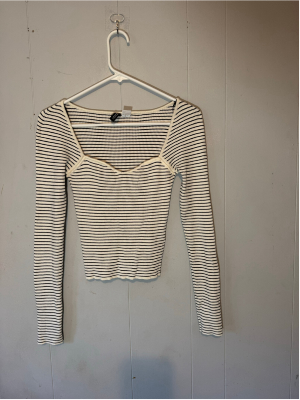 Women's H&M Long Sleeve Striped Top, Size S, White and Black